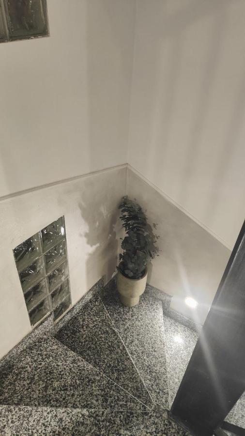 Novara Bagian luar foto